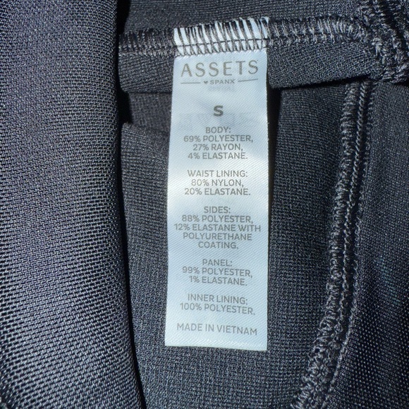 Assets Spanx Leggings Size Small 20305R Moto Faux Leather Ponte Black - Picture 7 of 8